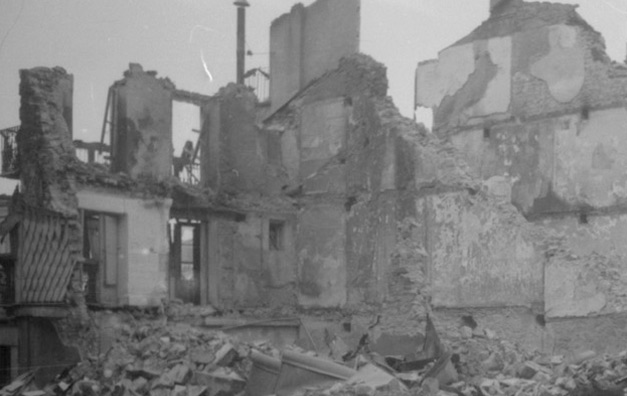 Irun bombardeada