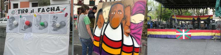 Pancartas y escenario en la Plaza Urdanibia